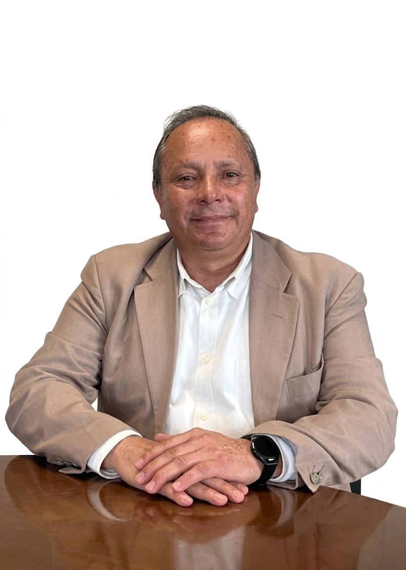 Mtro. Ismael Valdés Piña